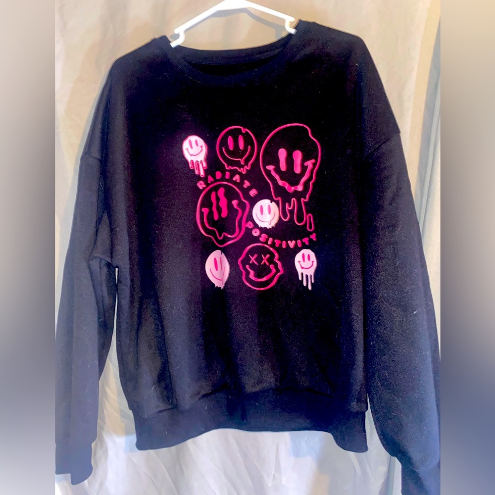 SHEIN crewneck